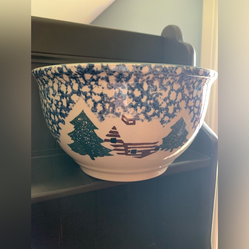 Folk Craft Cabin in the Snow bowl